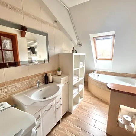 Agapella Apartamenty- Lesny Z Klimatyzacja Apartman *