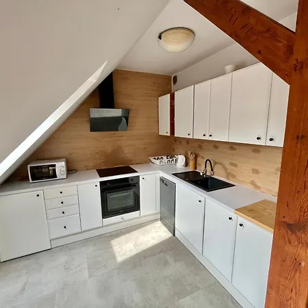 Agapella Apartamenty- Lesny Z Klimatyzacja Apartman